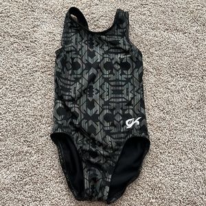 GK Elite girls leotard sz: CS (EUC)